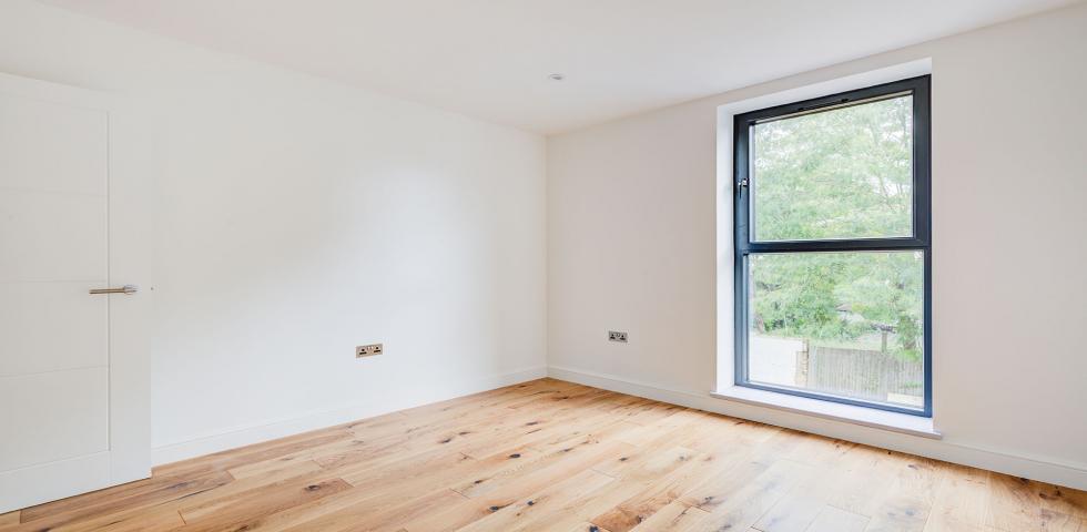 			2 Bedroom, 1 bath, 1 reception Apartment			 Oxgate Farm Works, CRICKLEWOOD